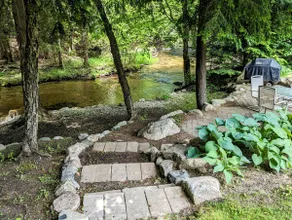Creekside Hideaway - Image 2