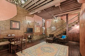 Crossroads Loft- Steps to Rt. 66 & Carthage Square - Image 4