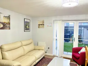 Newbuild - 3 bedrooms, 2 baths,5 mins from airport - Image 4