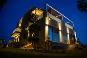 A Cozy Eco Villa by the Sea - Image 3