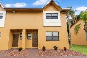Luxurious and Modern Townhome by Sawgrass Mall 2BR - Image 3