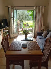 LA GRANGE, Exceptional Location - Image 3
