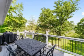 5 BR lakefront home with swim dock bunk room High Speed WiFi - Image 4