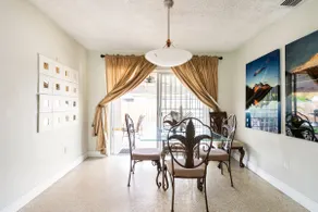 Great, Spacious Home 11 Minutes from MIA! - Image 3