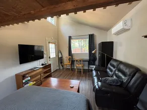 Well House - Image 4