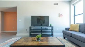 Arts District / Brewery Vacation Rental - Image 3