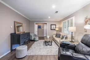 Home+garage 4 BR, 2.5 BATH,2 king, 1 queen, 1 full - Image 4
