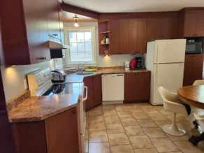 5.1/2 in Duplex historic district - Image 3