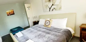 Faraday Place - Image 4