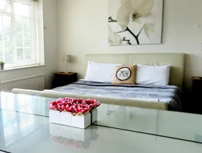 Faraday Place - Image 2