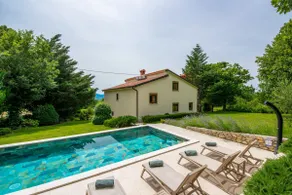 House Iva-Private Pool Holiday home in Nature Park - Image 2
