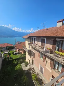 Artist's House - Lake View - Image 2