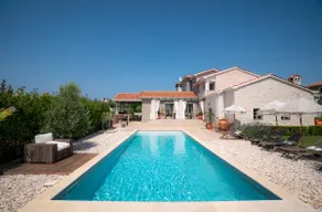 Moonlight Villa 2 - Image 3