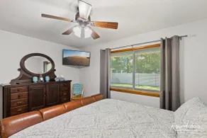 King Bed with fenced in backyard & Large 65\" TV - Image 3