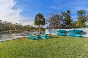 OLD HOMOSASSA- RIVER WATERFRONT HOUSE ICE MACHINE-DEEP BAY- FOUR KAYAKS - Image 4