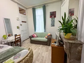 The Green Room on the garden side • Private bathroom • 17 m² - Image 5