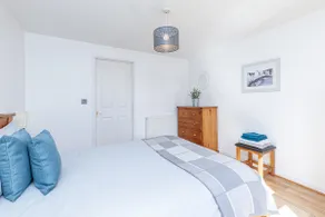 Sleep & Stay Oxford - Beautiful Flat Close to town - Image 4