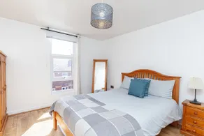 Sleep & Stay Oxford - Beautiful Flat Close to town - Image 2
