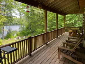Lakefront Log Cabin privacy-hot tub-dog friendly - Image 3