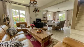 Spacious Cozy Family Home by the D-Day Beaches - Image 2