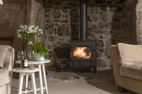 Giffy House - traditional cottage with sea views, near Sennen & Gwenver beaches - Image 5