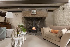 Giffy House - traditional cottage with sea views, near Sennen & Gwenver beaches - Image 2
