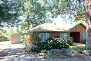 Redwood Garden Cottage - Image 5