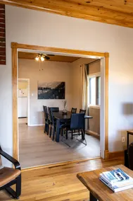 Quiet and convenient location, Walk to downtown! - Image 3