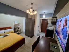Tagaytay Staycation by Naya and Darla w Free Swimming Pool, WiFi & Netflix - Image 4
