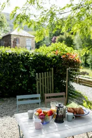 Dragonfly Cottages - Otter Cottage - Image 3