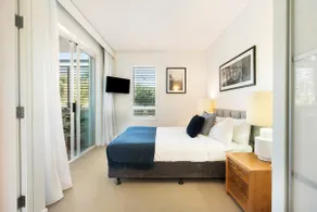 3 Bedroom in the Heart of Hastings Street - Image 4