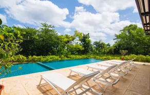 Recently Renovated Luxury Condo with Resort-Style Beach Club Access and Ocean Views - Image 5