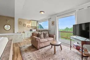 The Garden Suite at Treetop Retreat - Image 3