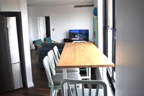 2 bedroom apartment with sea views and balcony - Image 2