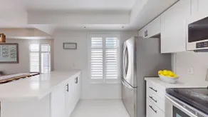 Luxury 4BR | Sleeps 10 | Rooftop | Free Parking - Image 4