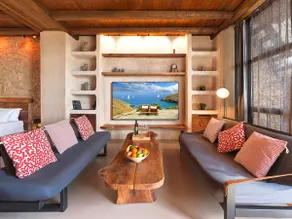 Sea View Garden Suites - Image 3