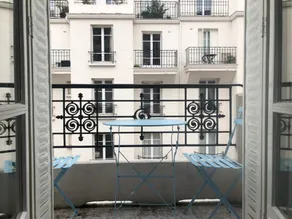 quiet apartment, with balcony, mobility lease - Image 3