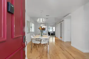 Serene and Bright Condo in Orange County - Image 2