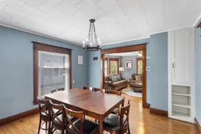 Great Yard, HOT TUB, Steps from Downtown - Image 4