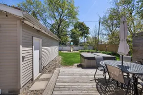 Great Yard, HOT TUB, Steps from Downtown - Image 5