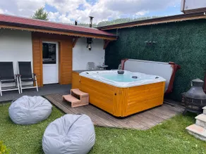 Chalet BOGEMA - Sauna, BBQ & Jacuzzi - Image 4
