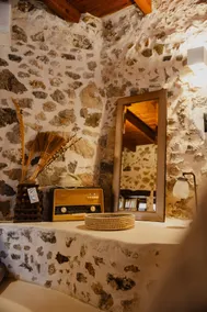 Domus Polymnia Stone Built Suite - Image 2