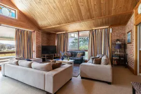 Bluebush Estate - The Chalet - Image 2