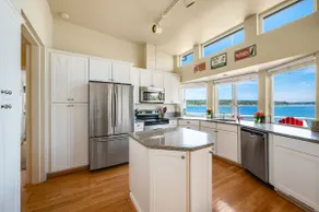 Family Beachfront Retreat - Image 5