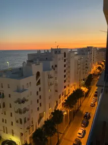Moderno \"Appartamento sul mare\" con vista mare, Wi-Fi e balcone - Image 4