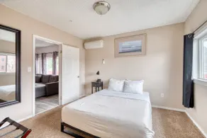 Trendy Area • Walk Everywhere • 1BR • Sleeps 4 - Image 3