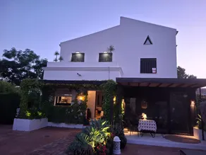 Beachside Home - Image 5