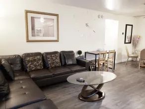Full Strip View, Condo, Free Parking /Gym/Pool - Image 3