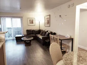Full Strip View, Condo, Free Parking /Gym/Pool - Image 5