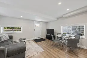 Downtown Two Bedroom Apartment With Parking - Image 5